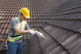 Fast & Reliable Emergency Roof Repairs in Lindsay, TX